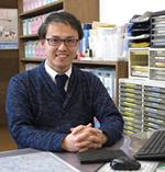 栗田　英典